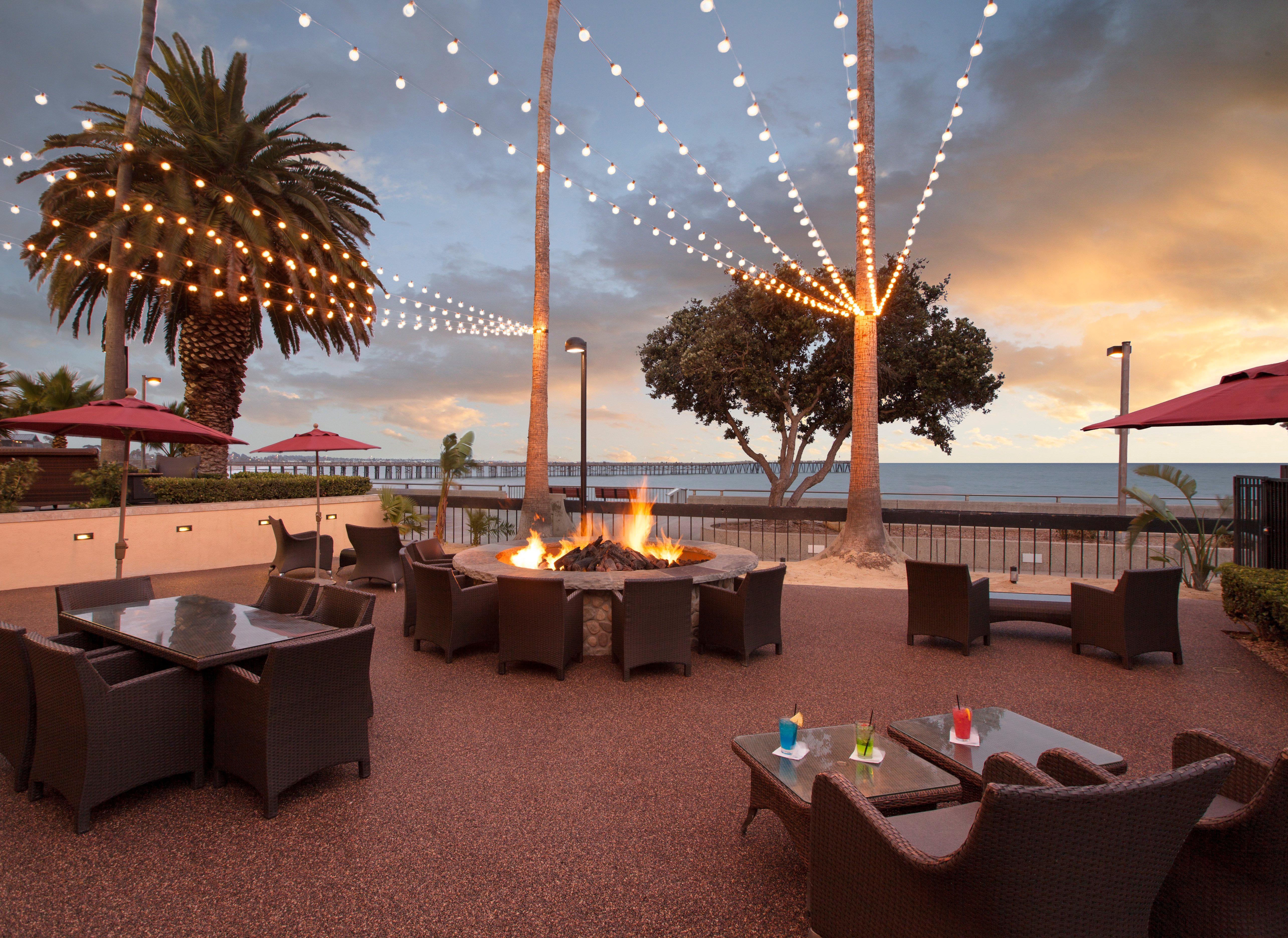 Crowne Plaza Ventura Beach By Ihg Exterior foto