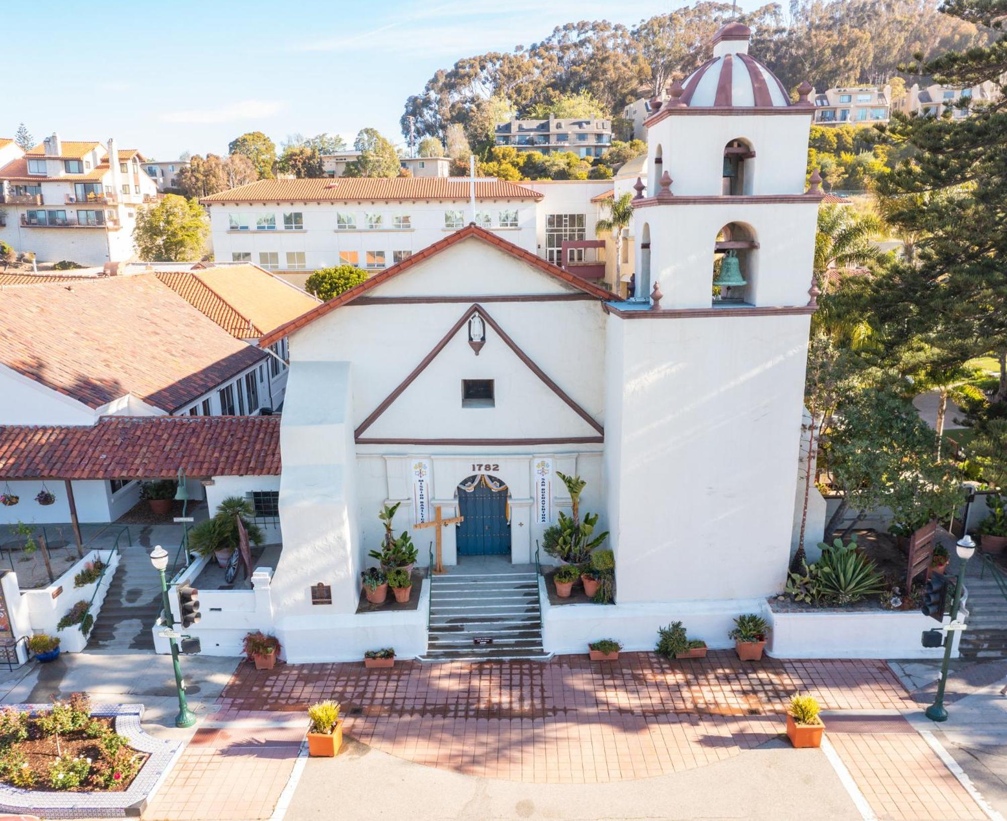 Crowne Plaza Ventura Beach By Ihg Exterior foto